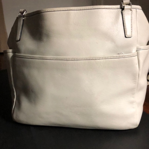 Coach Bag - Picture 3 of 8